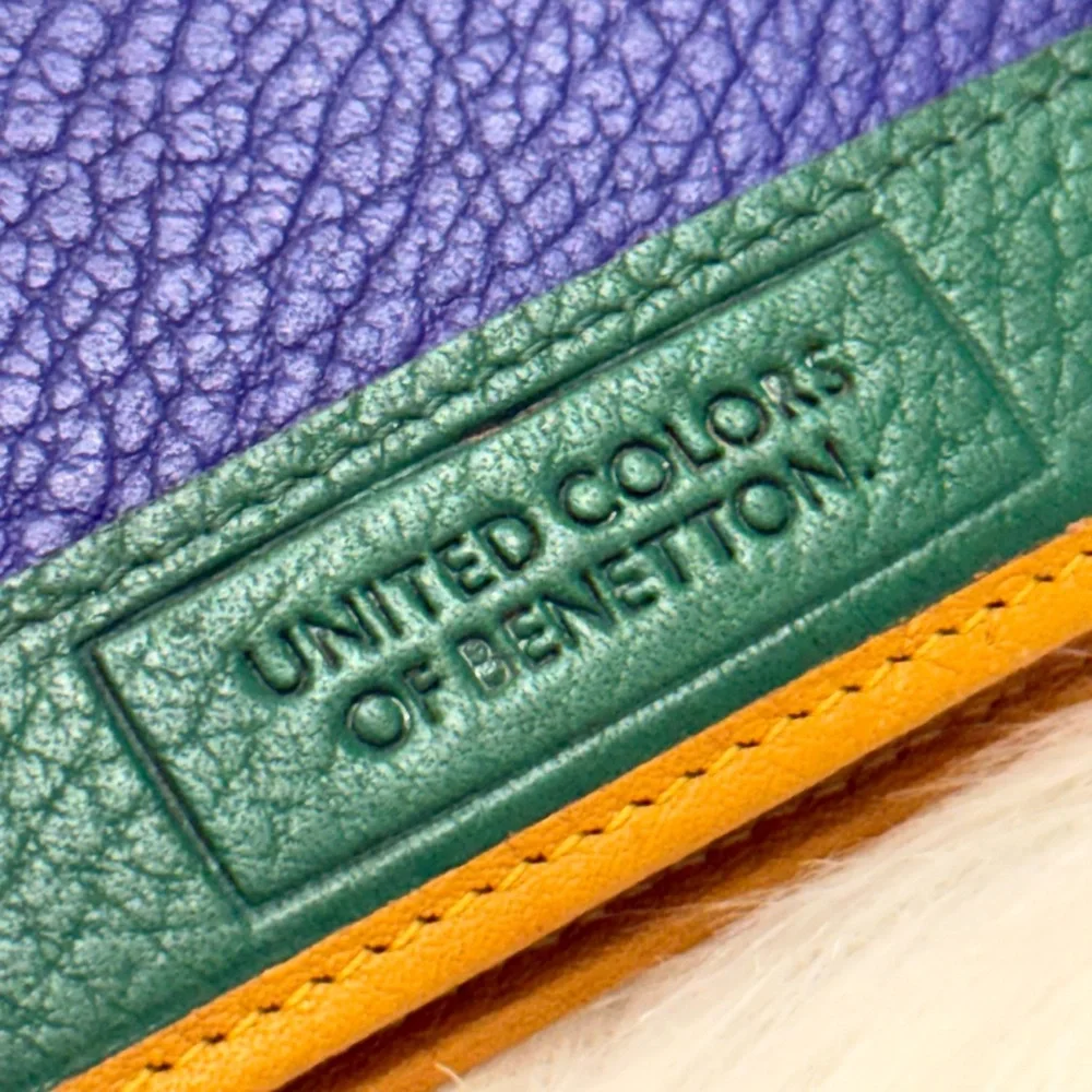 UNITED COLORS OF BENETTON - RED ORANGE YELLOW GREEN BLUE PURPLE BIFOLD WALLET